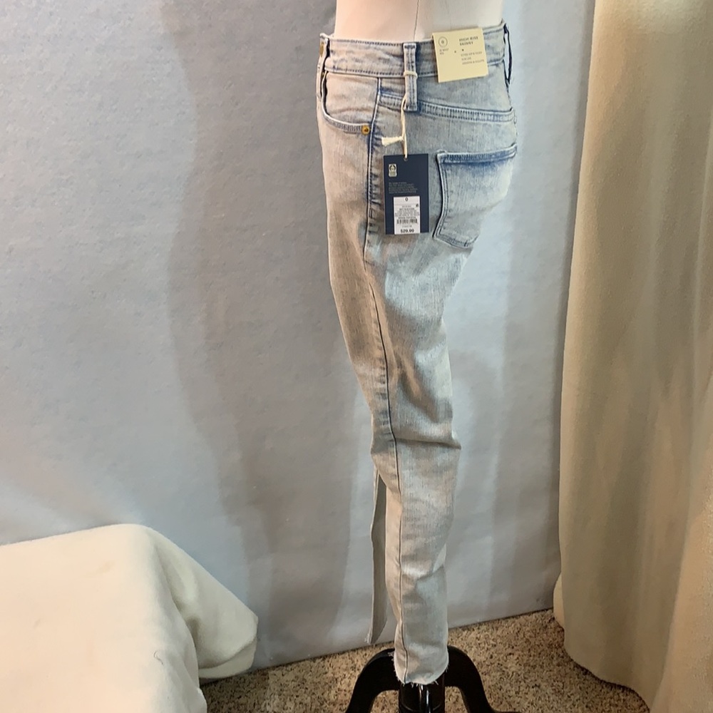 High-Rise Skinny Jeans - Universal Thread - Picture 8 of 10